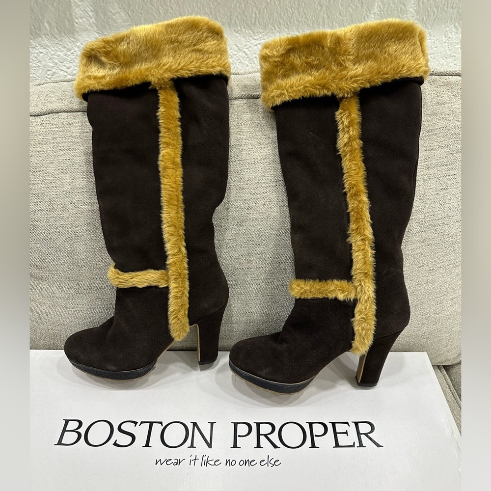 Boston Proper fleece & suede boot. Brown size 8.5